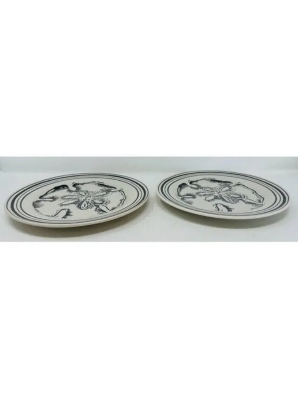 Pottery Barn 4” cracks chips